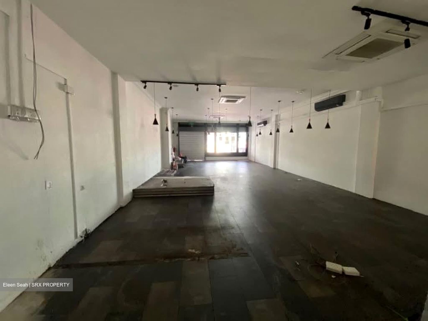 Yishun Ring Road (D27), Shop House #595966961
